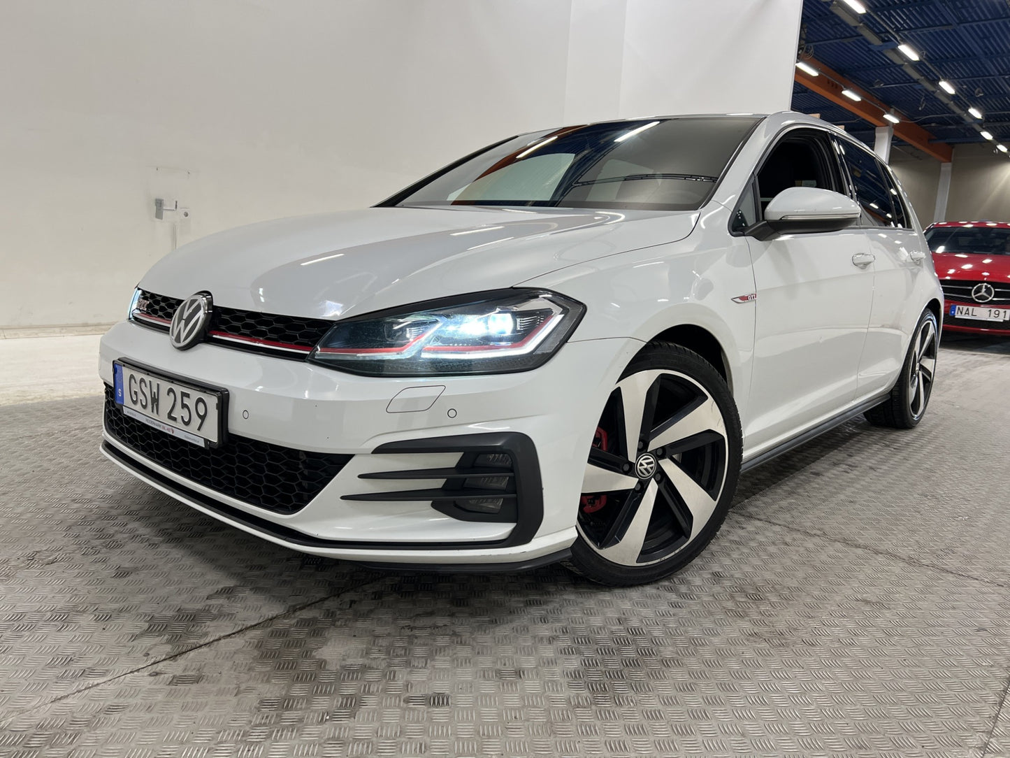 Volkswagen Golf GTI Performance 245hk Pluspkt Cockpit B-kam