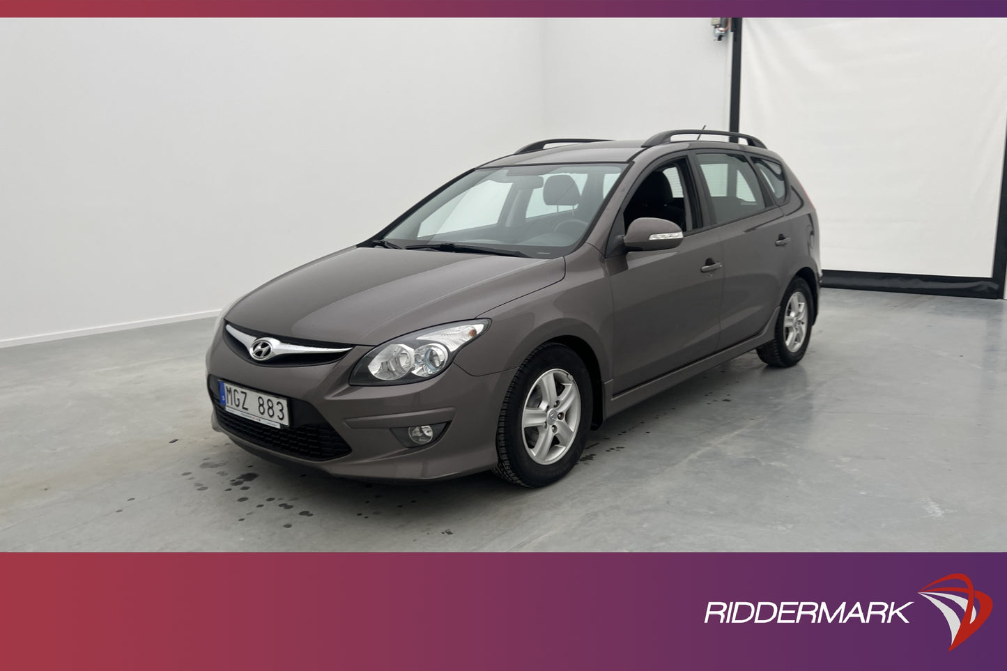 Hyundai i30cw 1.6 P-sensorer 126hk