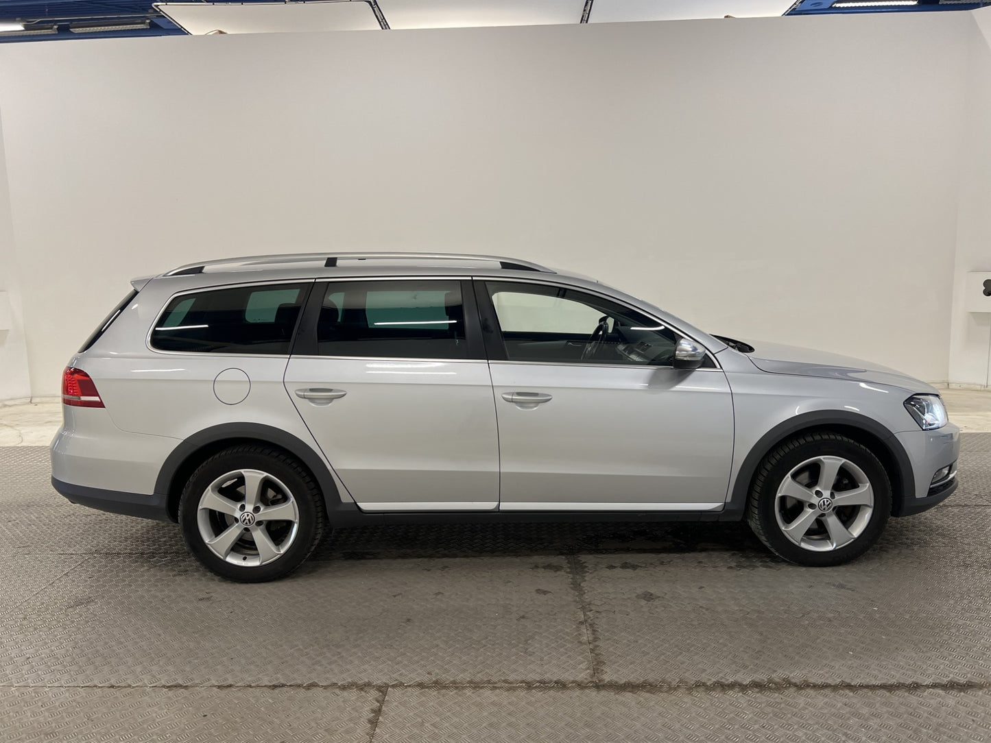 Volkswagen Passat Alltrack 2.0 177hk 4M D-Värm Skinn B-Kam