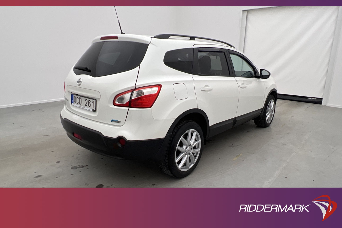 Nissan Qashqai+2 1.6 dCi 130hk 7-Sits Värmare Pano 360° Navi