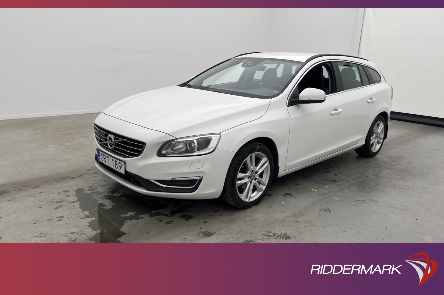 Volvo V60 D4 190hk Momentum VOC D-Värmare B-Kamera