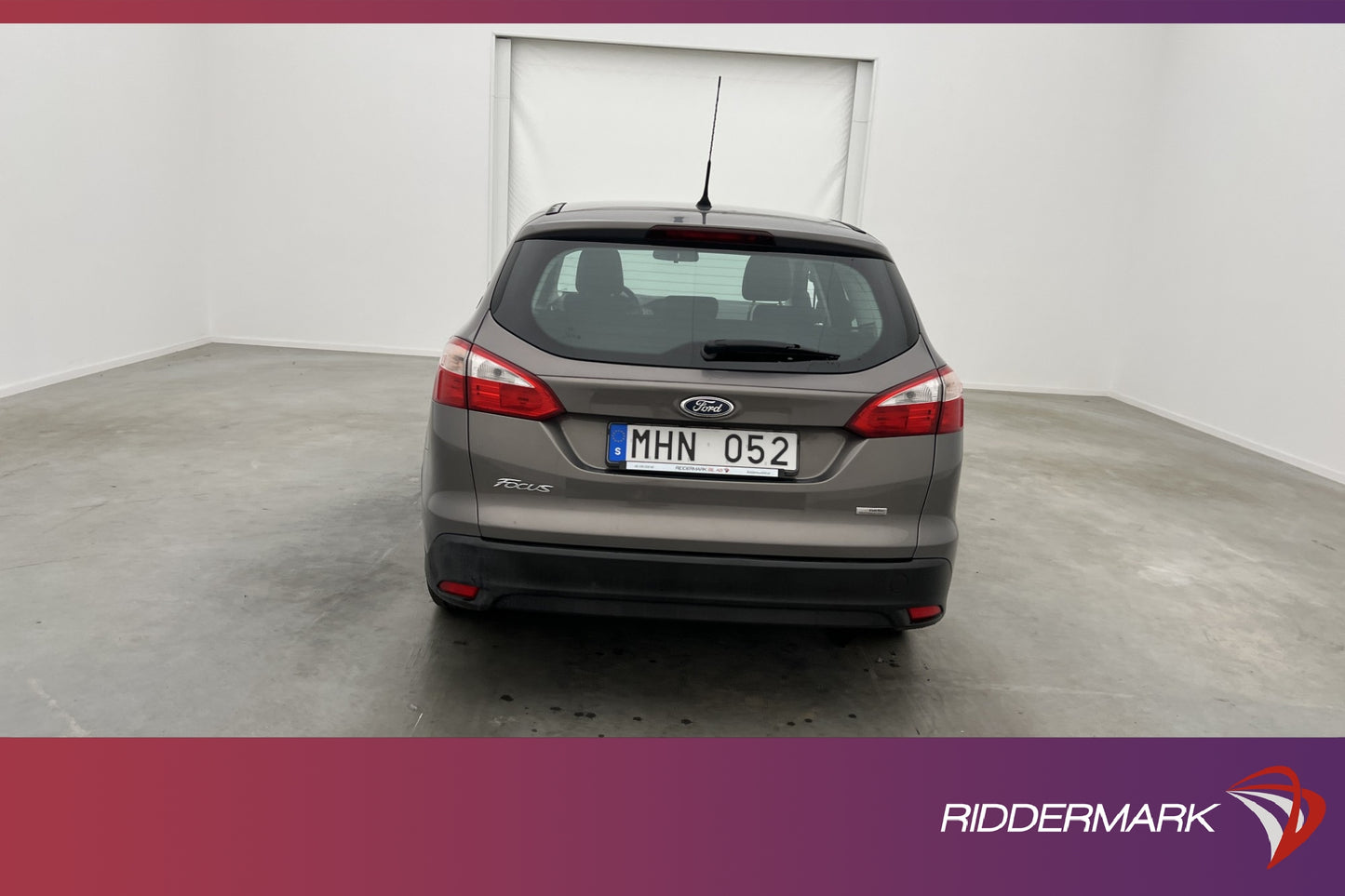 Ford Focus Kombi 1.0 125hk Titanium Farthållare Välservad