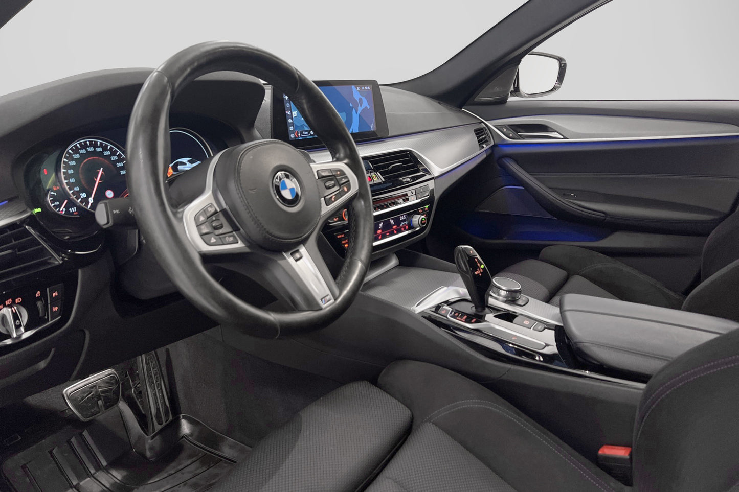 BMW 540i 340hk xDrive Sport P-värm HuD H/K Cockpit B-kamera