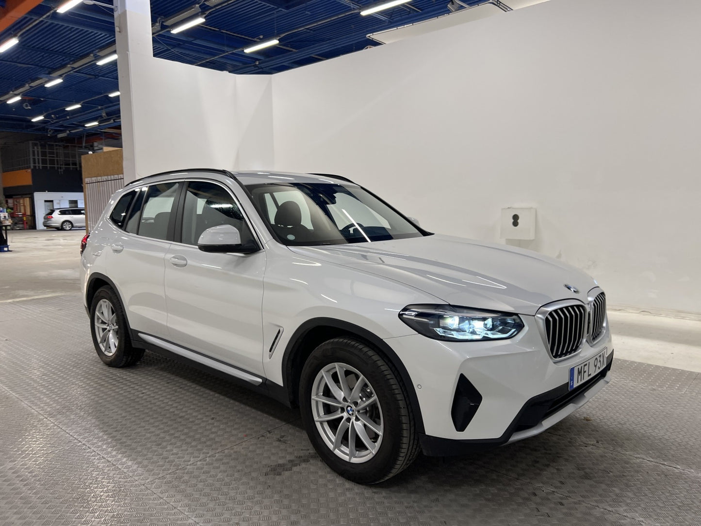 BMW X3 xDrive20i 184hk Pano 360° Skinn Driving-Assist Drag