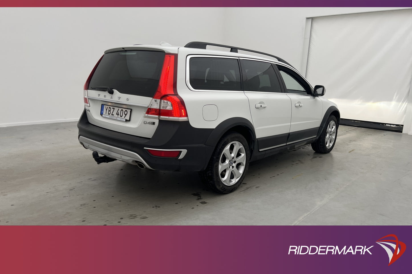 Volvo XC70 D4 AWD Summum VOC Värm Sensorer Skinn Elstol Drag