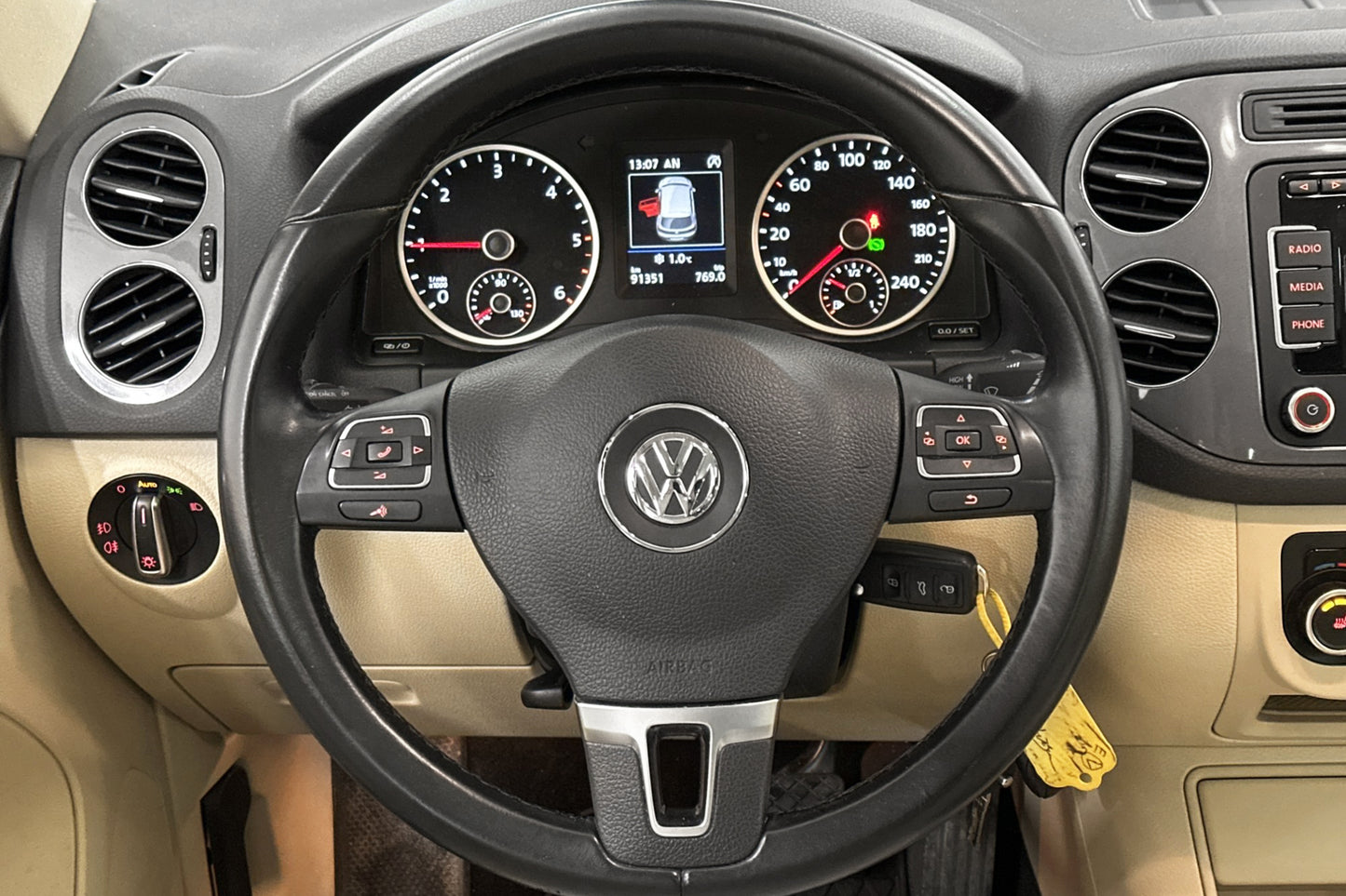 Volkswagen Tiguan TDI 4M 177hk R-Line Pano Värm Kamera Navi