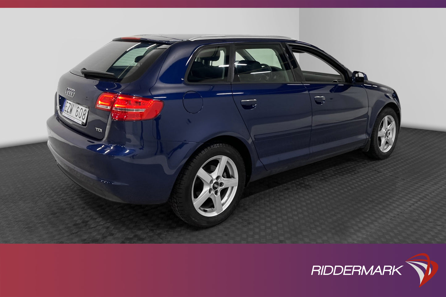 Audi A3 Sportback TDI 105hk Attraction Halvskinn Sensorer