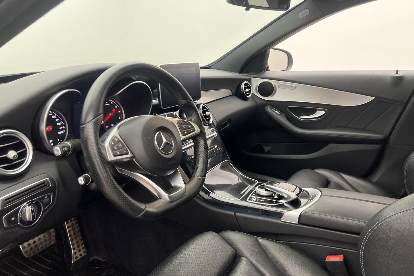 Mercedes-Benz C 300 AMG T-lucka Navi Skinn P-sensorer 245hk