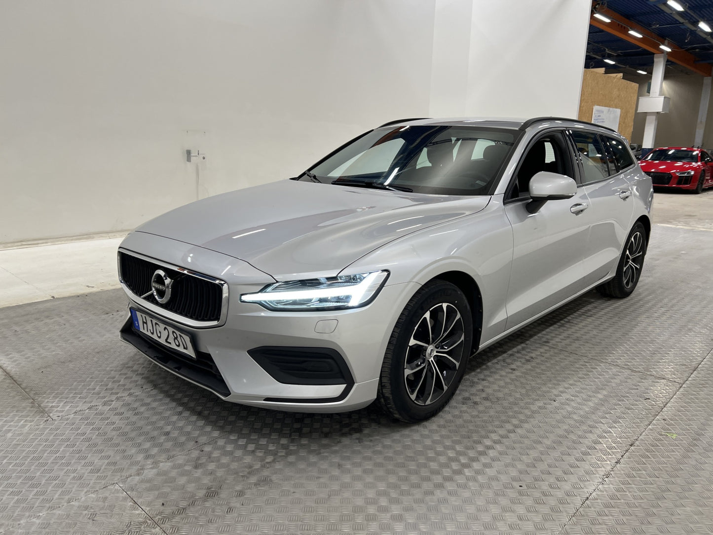 Volvo V60 D3 AWD Advanced VOC Kamera Värmare CarPlay MOMS