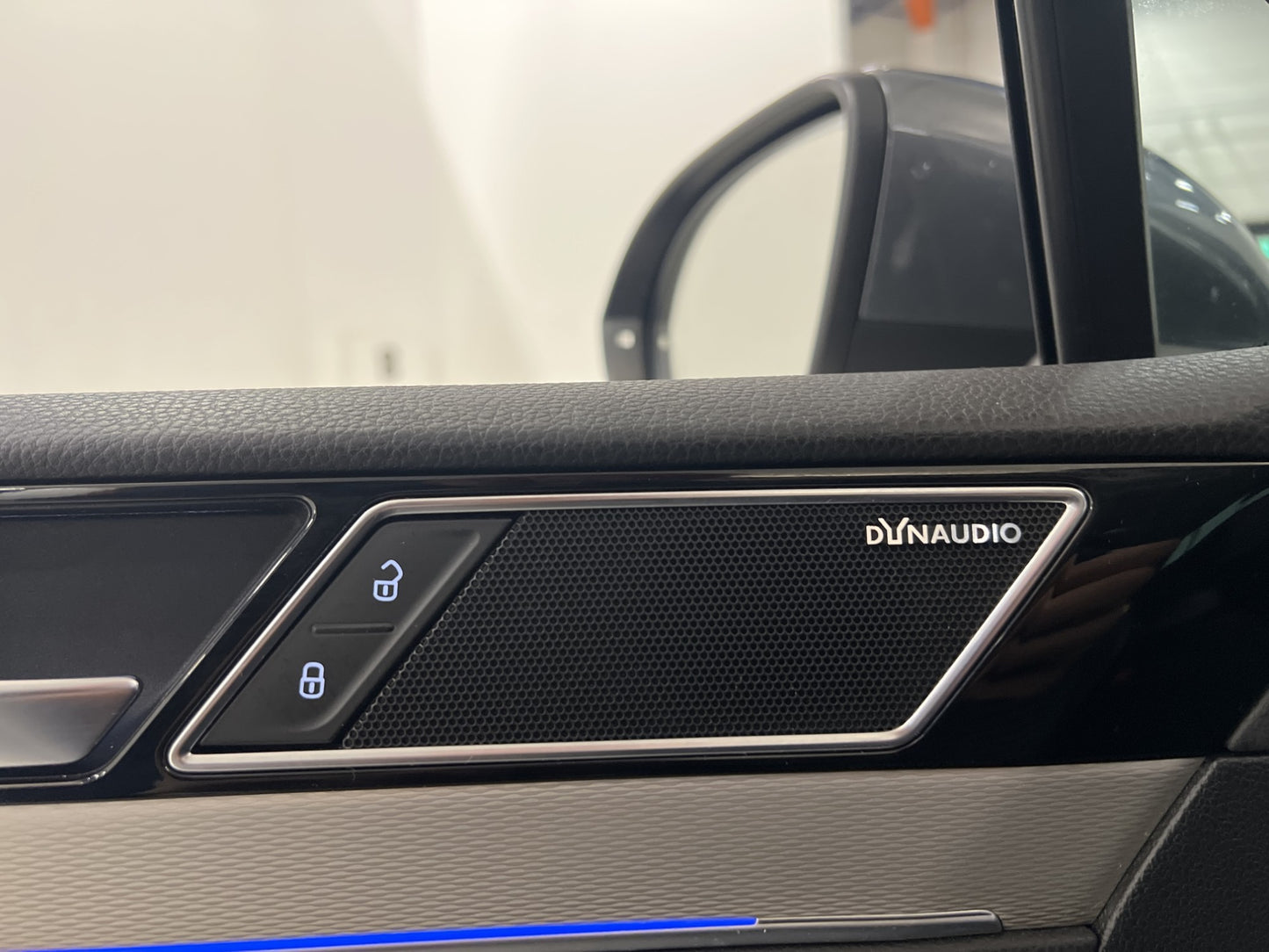 Volkswagen Passat GTE 218hk Executive Kamera Dynaudio Skinn