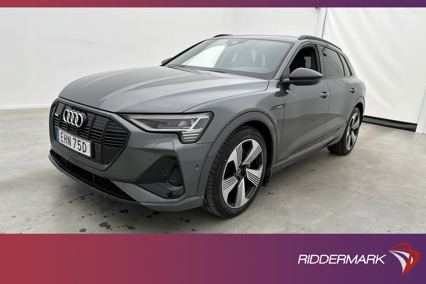 Audi e-tron 55 Quattro S-Line Pano B&O 360 S-Säten Drag MOMS