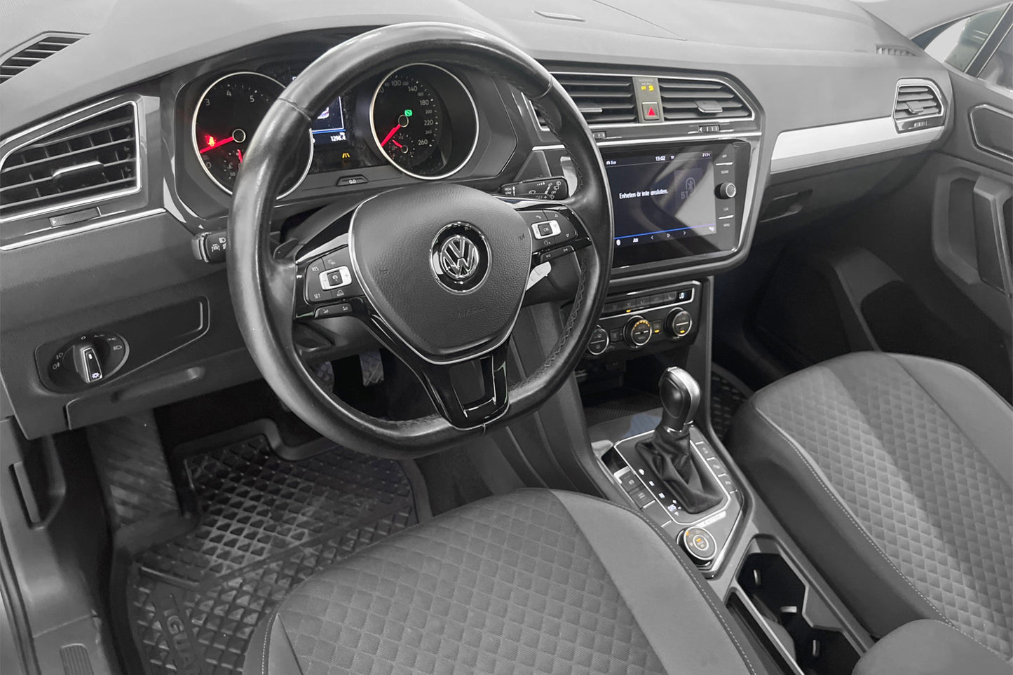 Volkswagen Tiguan 1.4 TSI 150hk 4M Premium B-värm Drag B-kam