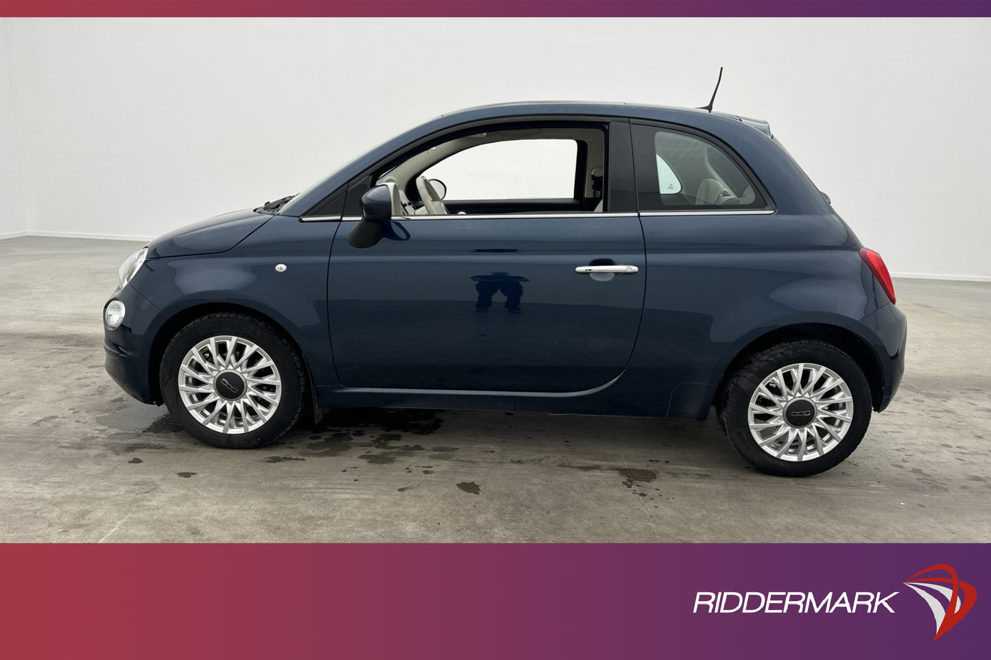 Fiat 500C 1.2 8V 69hk Lounge Panorama Sensorer Farthållare