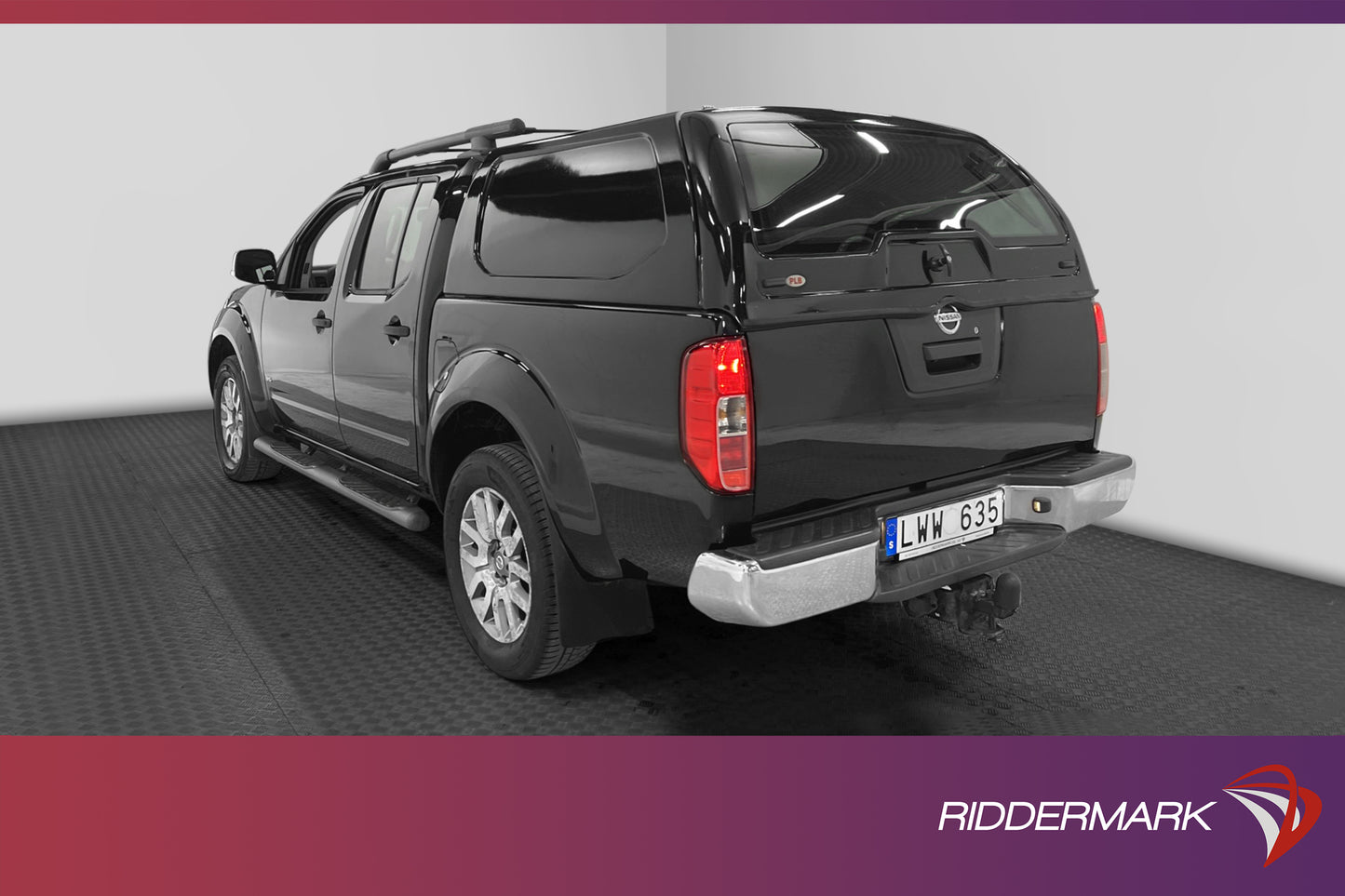 Nissan Navara 3.0dCi 4x4 231hk Skinn Dragkrok Taklucka Kåpa