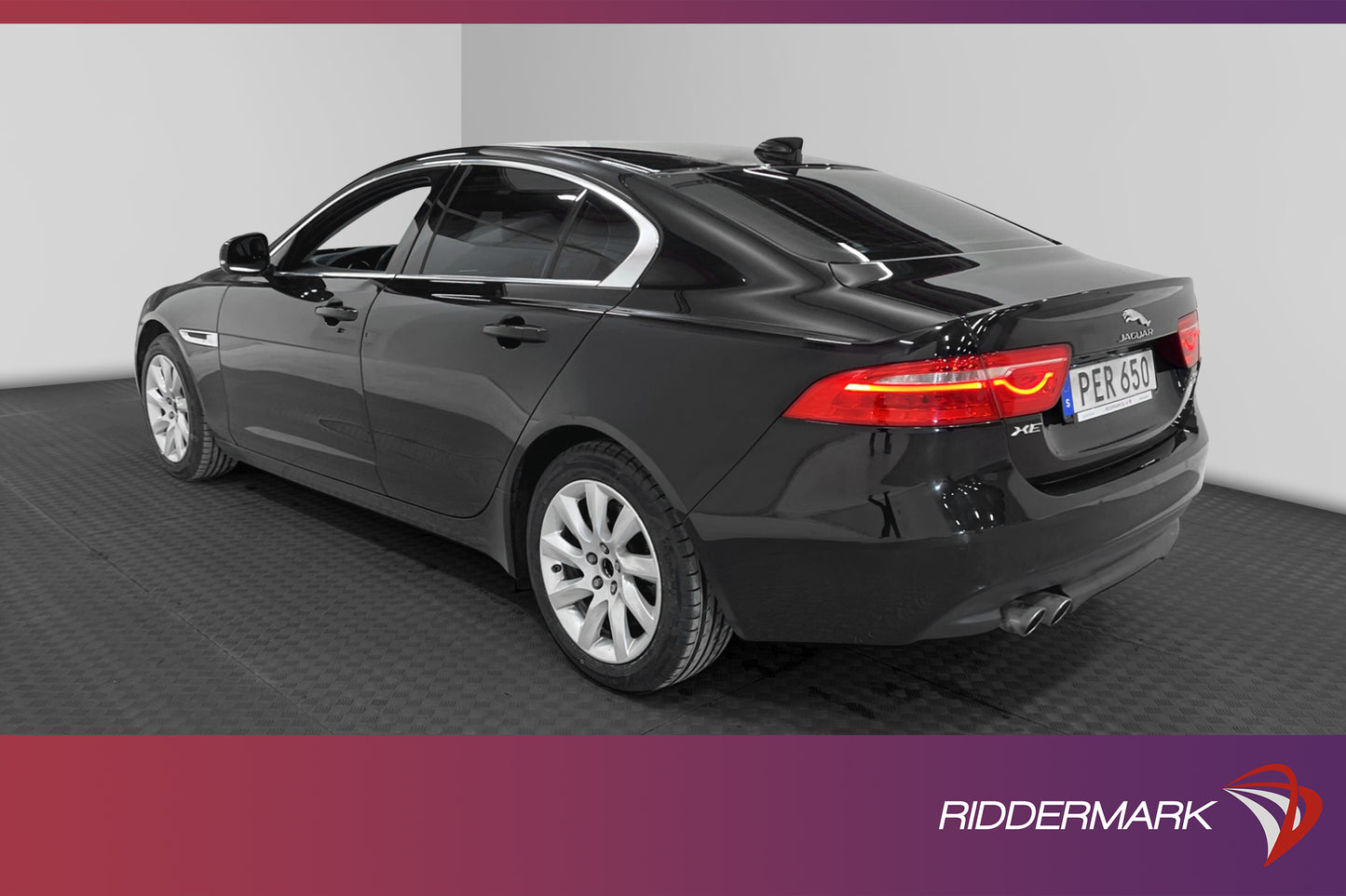 Jaguar XE 20d AWD 180hk Prestige Värmare Kamera Välservad