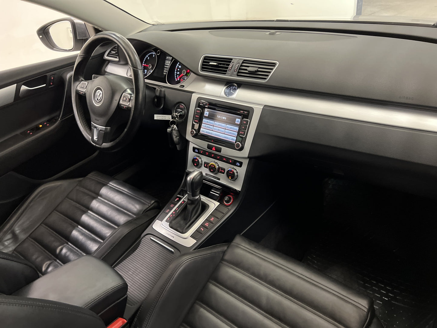 Volkswagen Passat Alltrack 2.0 TDI 4M D-Värm B-Kamera Skinn