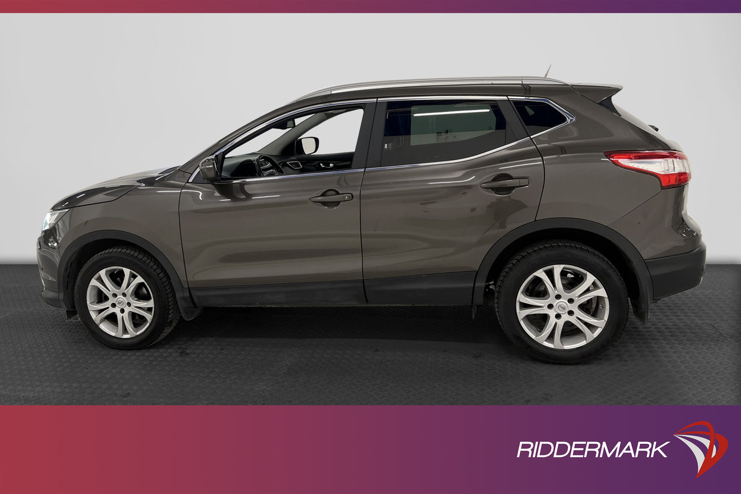 Nissan Qashqai 1.2 DIG-T 115hk Pano 360° Navi Välservad