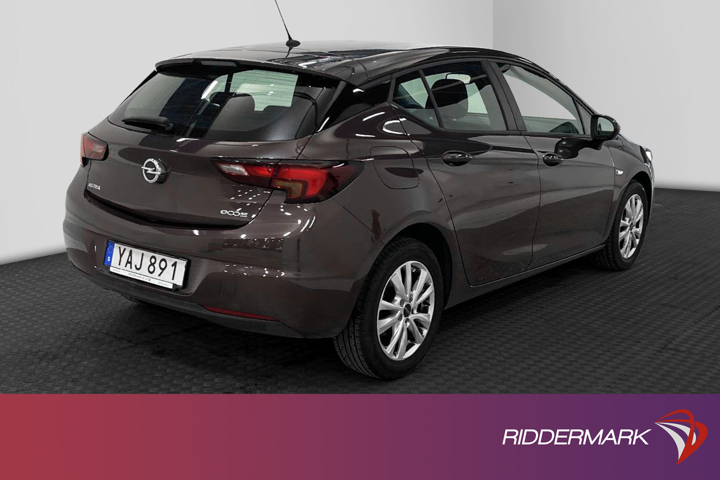 Opel Astra 1.0 105hk 1 bruk P-sensorer Nybesiktad Lågskatt