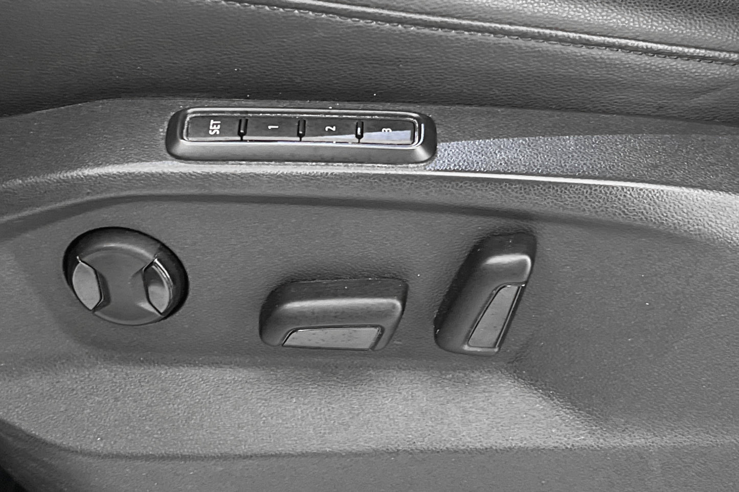 Volkswagen Tiguan 4M 190hk Executive Cockpit Läder 1-Ägare