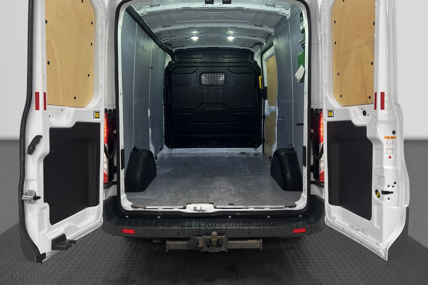 Ford Transit 310 L3H2 2.0 Värmare Dragkrok B-Kamera 1-Ägare