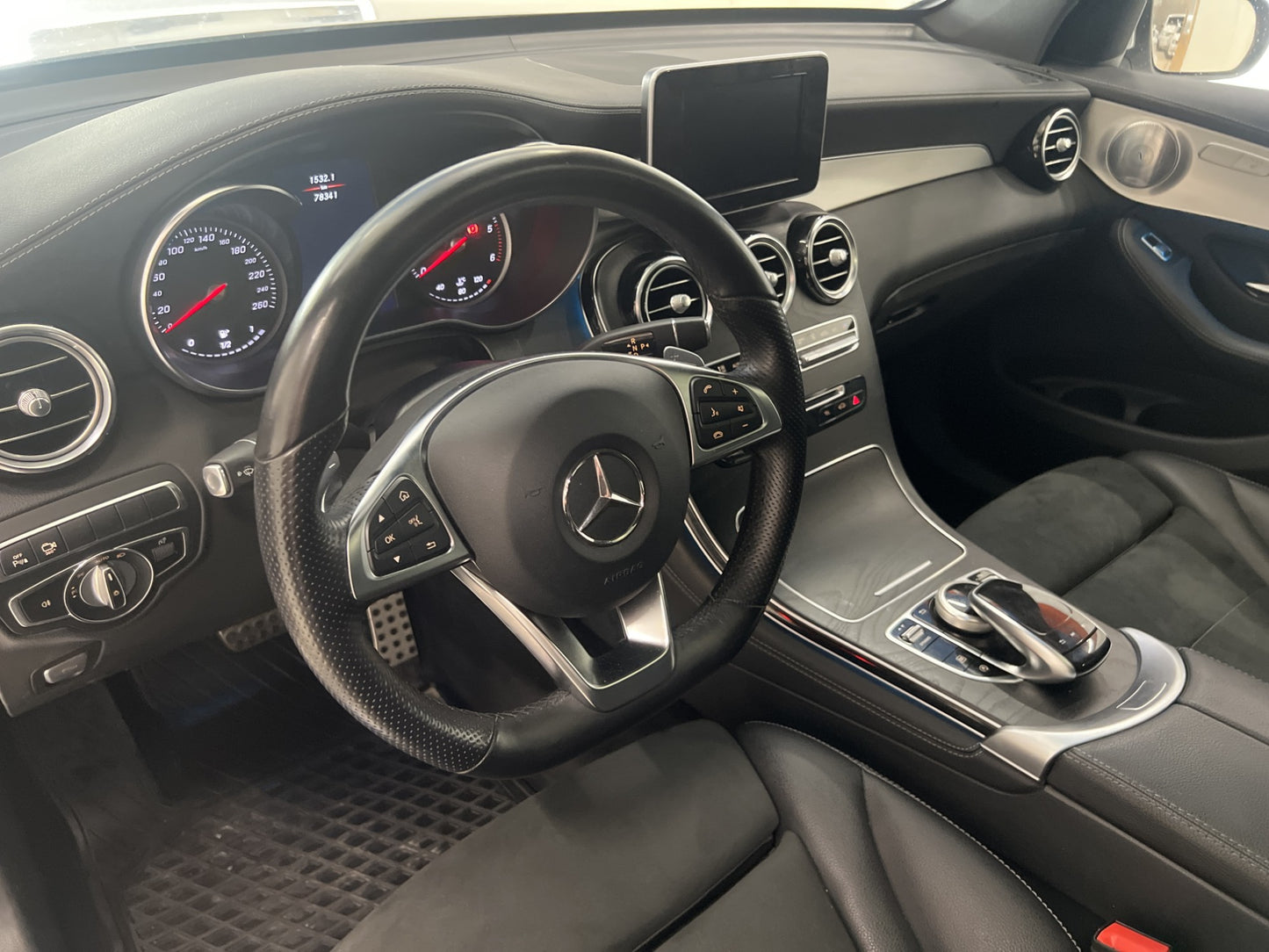 Mercedes-Benz GLC 220 d 4M 170hk AMG Burm Pano 360° Drag