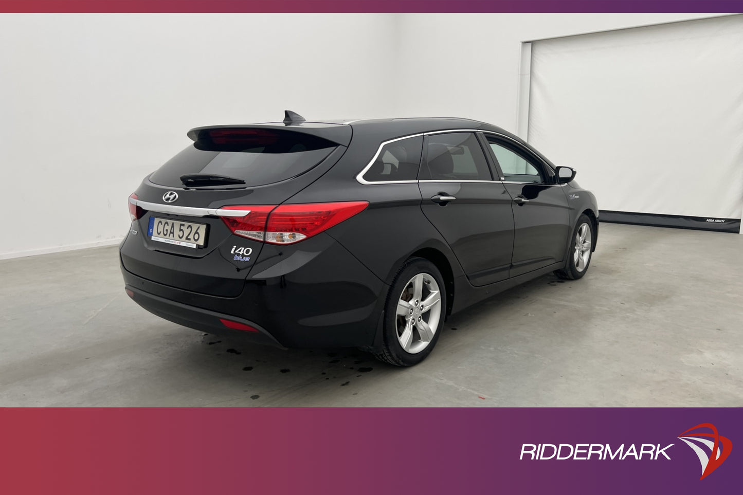 Hyundai i40 cw CRDi 136hk Premium Kamera Skinn Navi Välserv