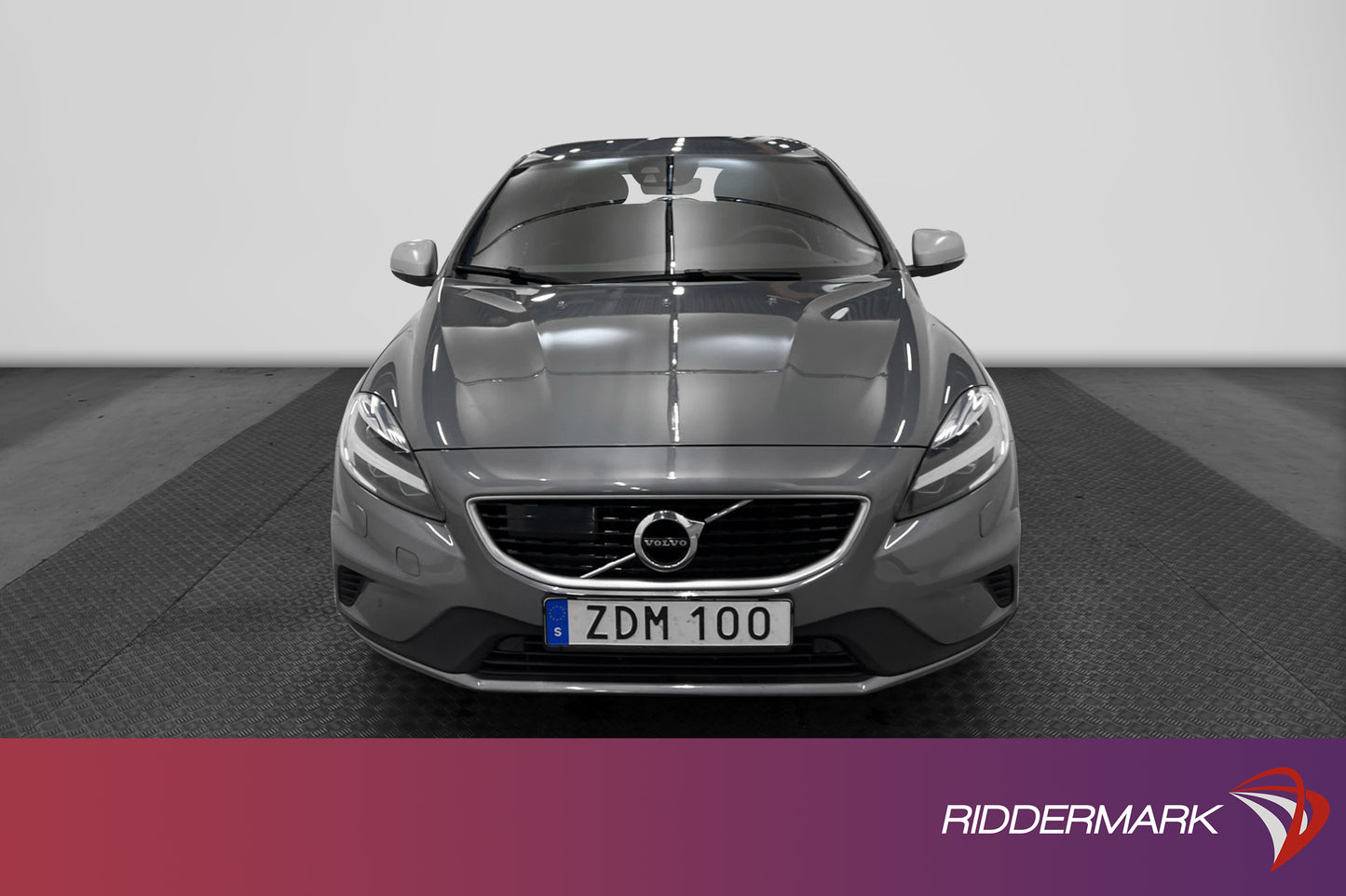 Volvo V40 D3 150hk R-Design D-Värmare VOC B-Kamera Navi