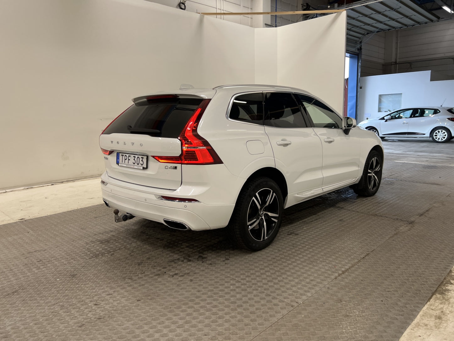 Volvo XC60 D4 AWD 190hk Inscription VOC D-värm Drag Keyless