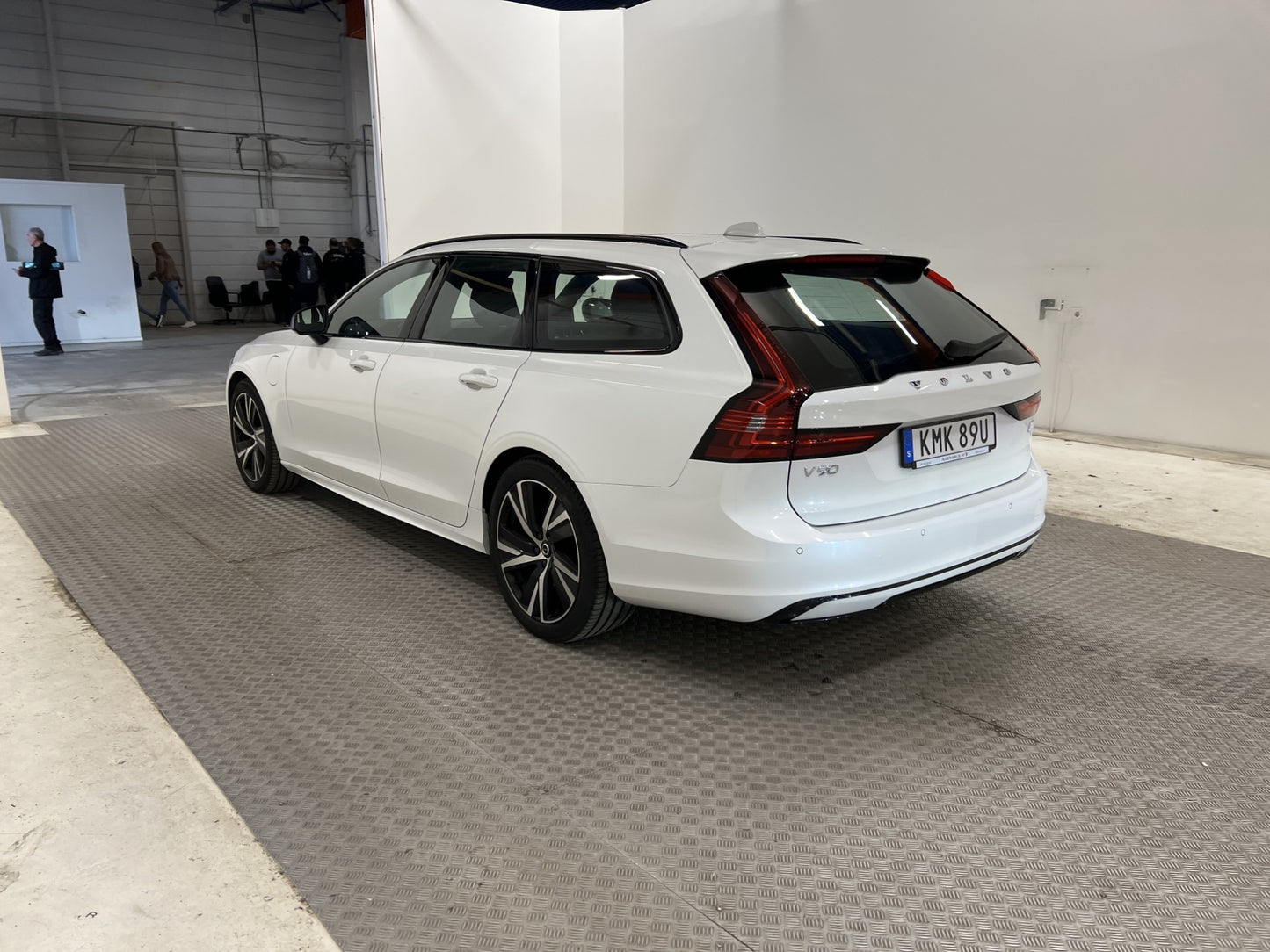 Volvo V90 T6 AWD Recharge 340hk R-Design 360* Pano H/K