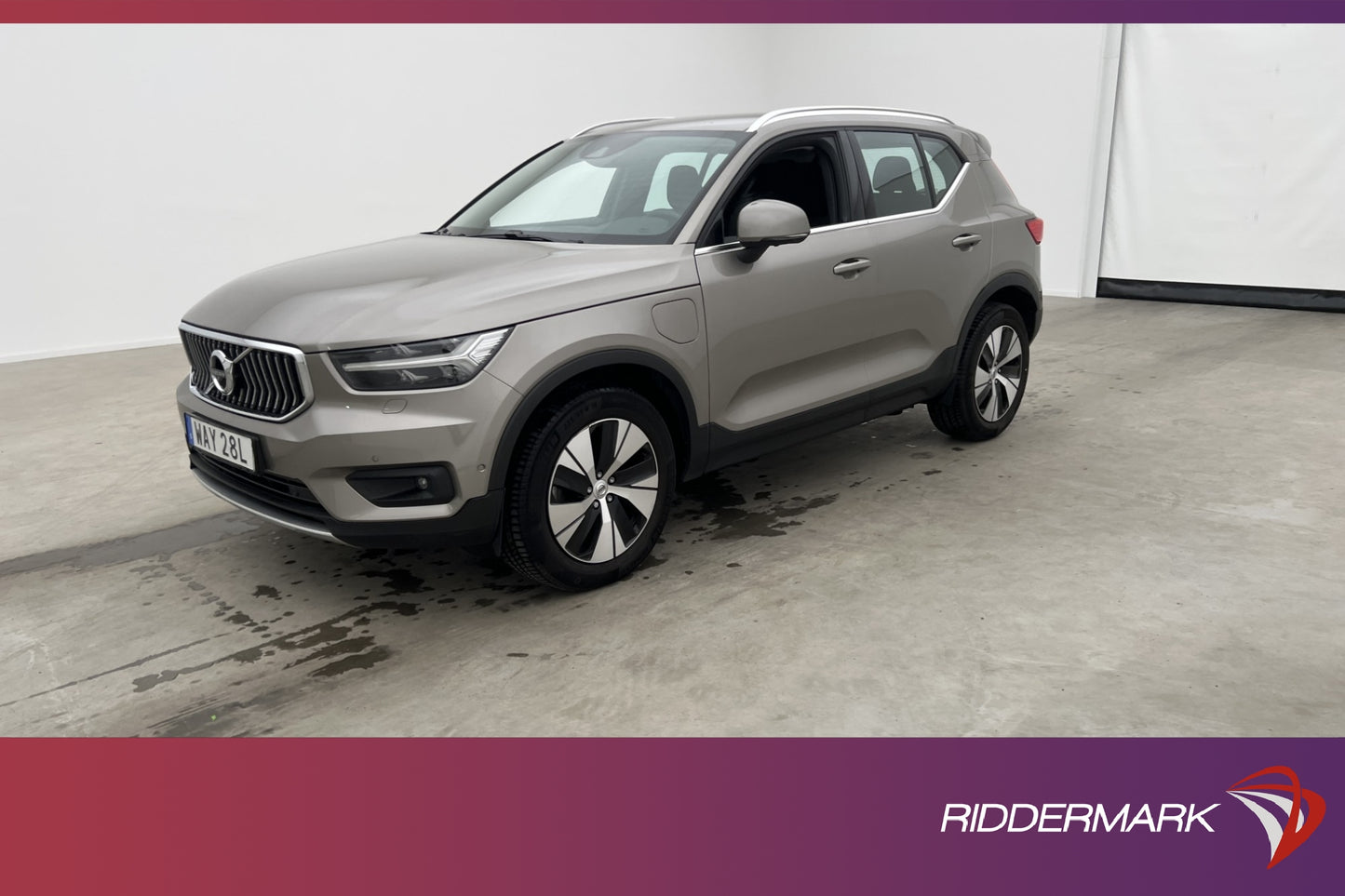 Volvo XC40 T4 Recharge TwEn 211hk Momentum 360 CarPlay Navi