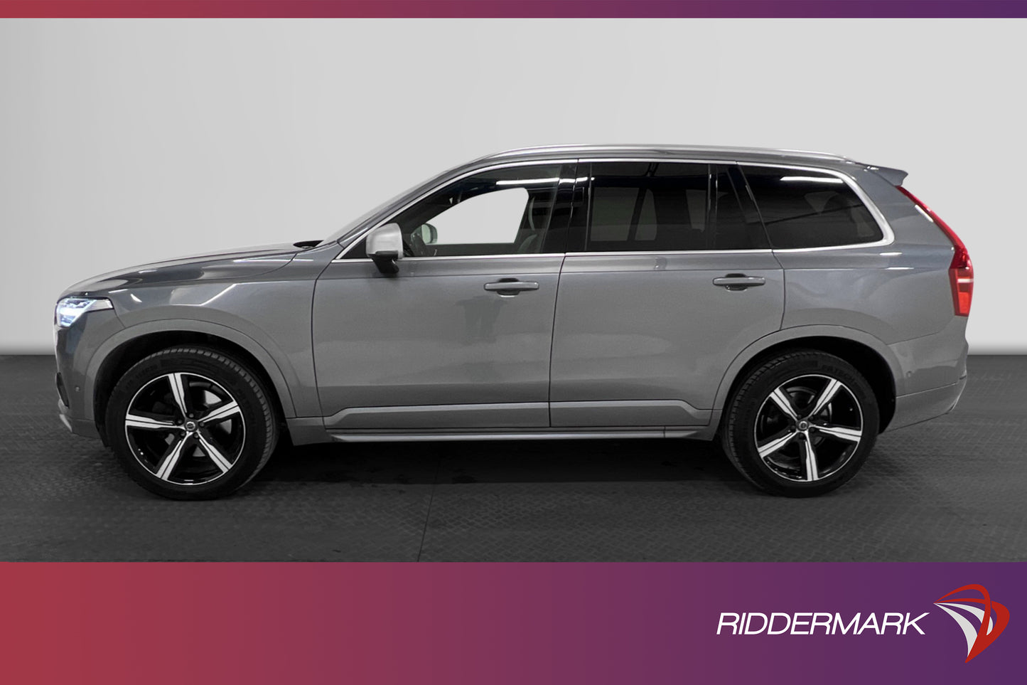 Volvo XC90 D5 AWD 225hk R-Design 7-Sits Pano Värm HUD Drag