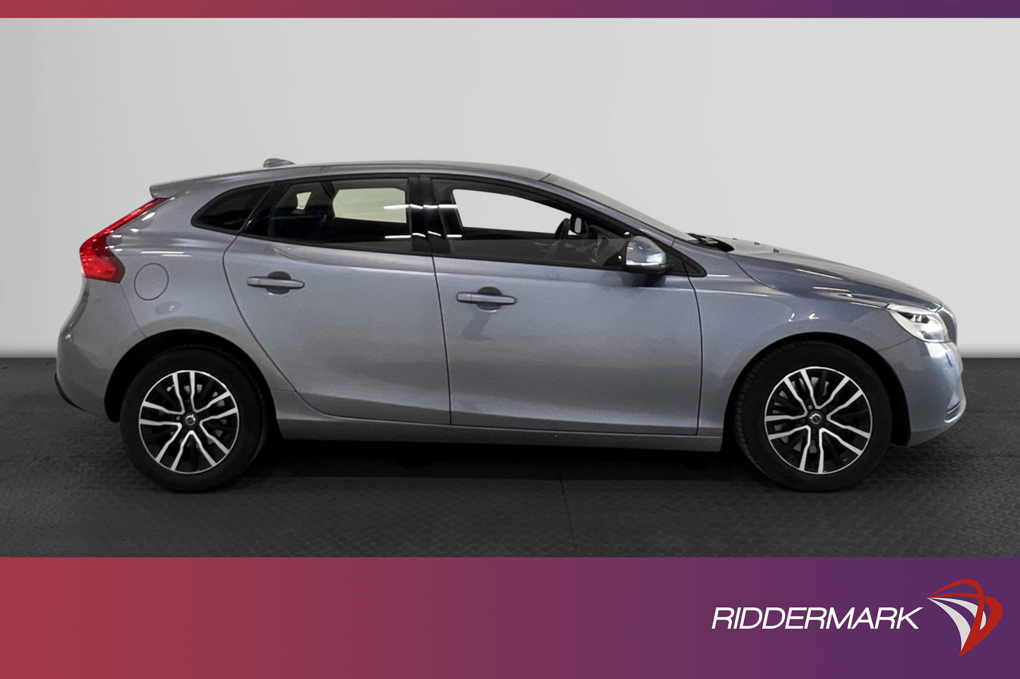 Volvo V40 D2 120hk Momentum Bluetooth 1 brukare 0.39l/mil