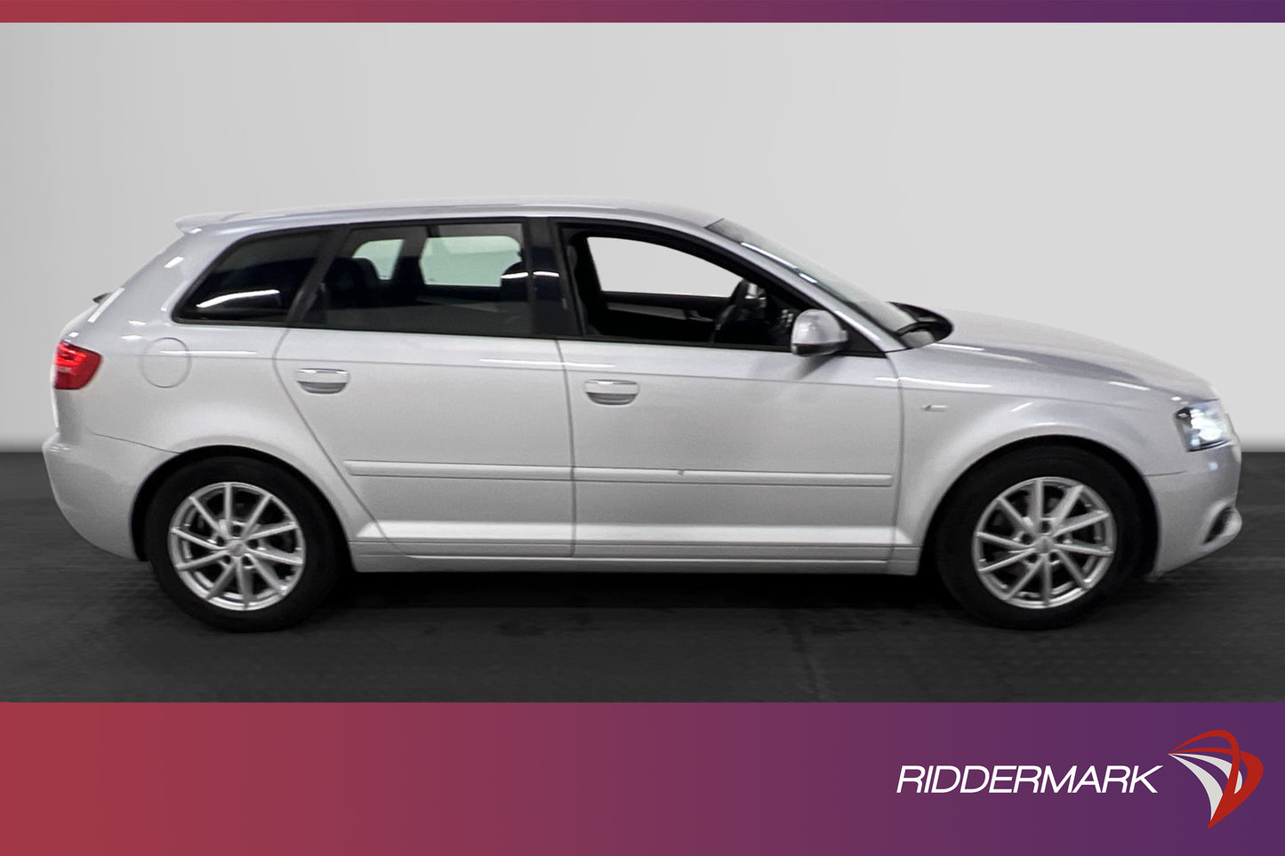 Audi A3 Sportback 2.0 TDI 140hk  S-Line P-sensor LÅGMIL