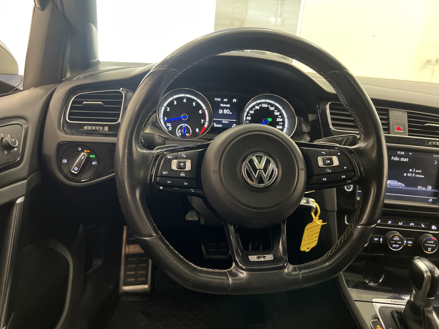 Volkswagen Golf R 2.0 4M DSG  300hk T-lucka B-kamera Navi