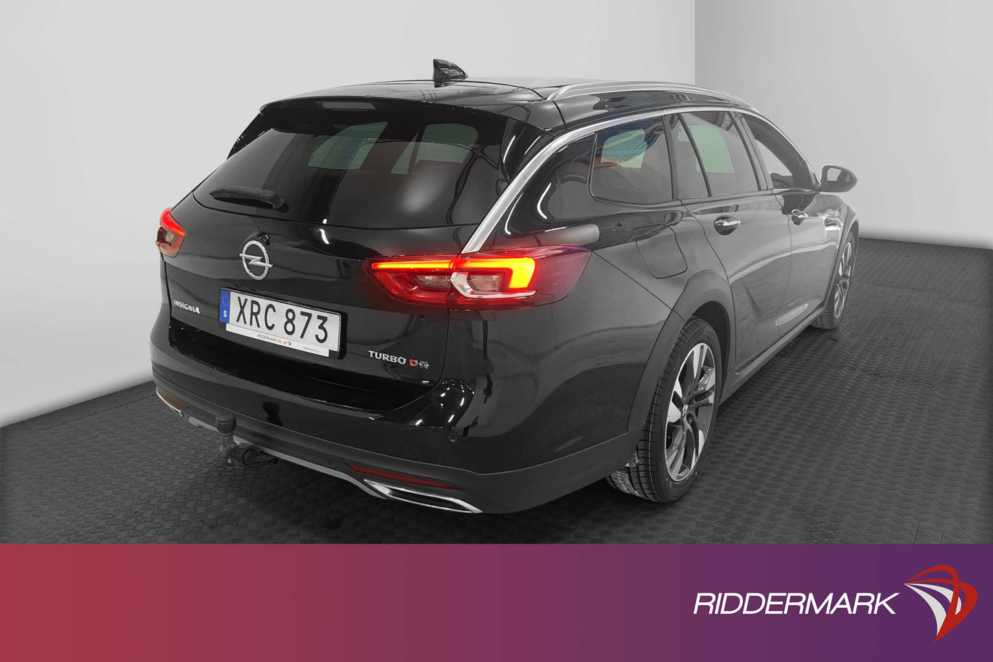 Opel Insignia Country Tourer 2.0 TDI 210hk 4x4 D-Värm 360º