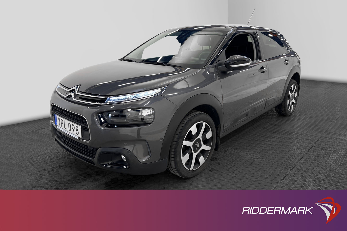 Citroën C4 Cactus 1.2 110hk Panorama Navi CarPlay P-Sensorer