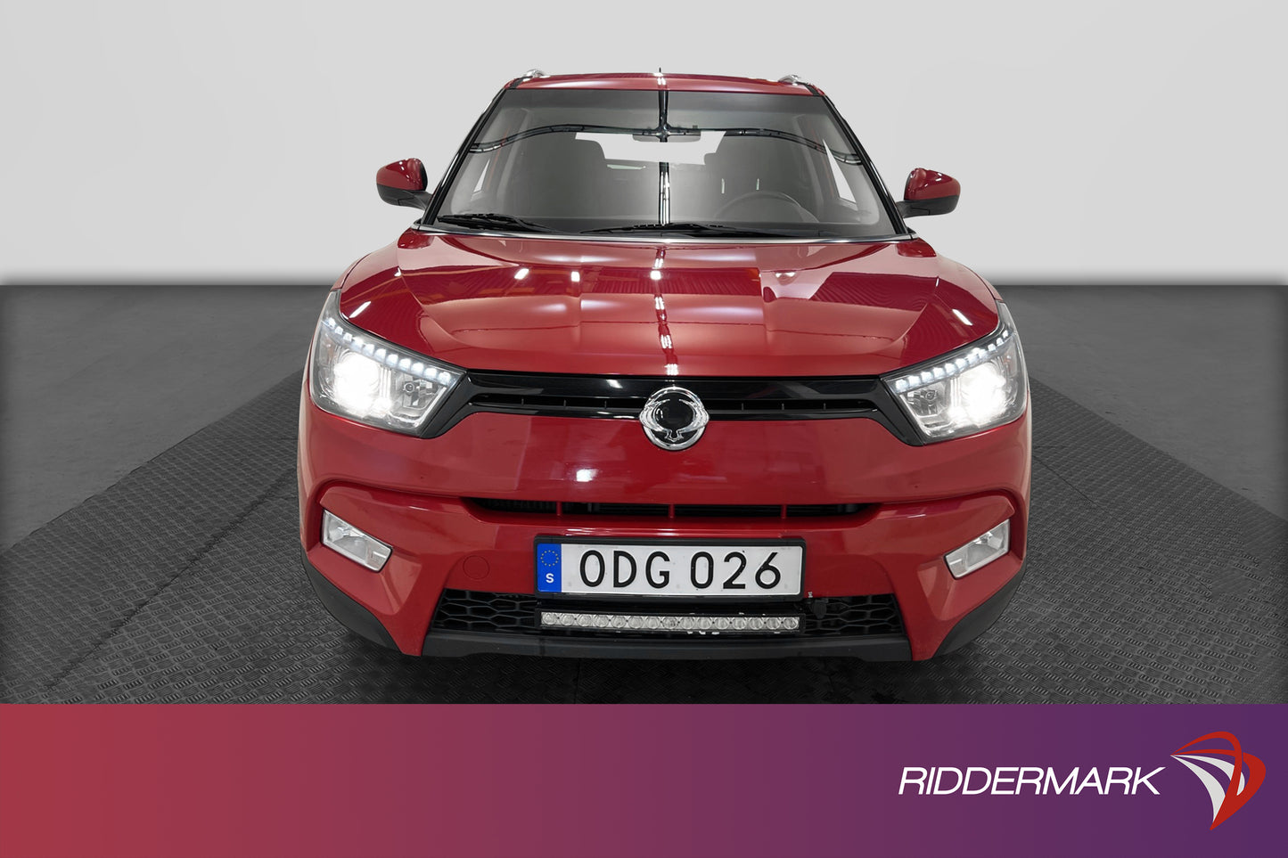 SsangYong Tivoli 1.6 AWD 115hk Kamera Värmare LED-ramp Drag