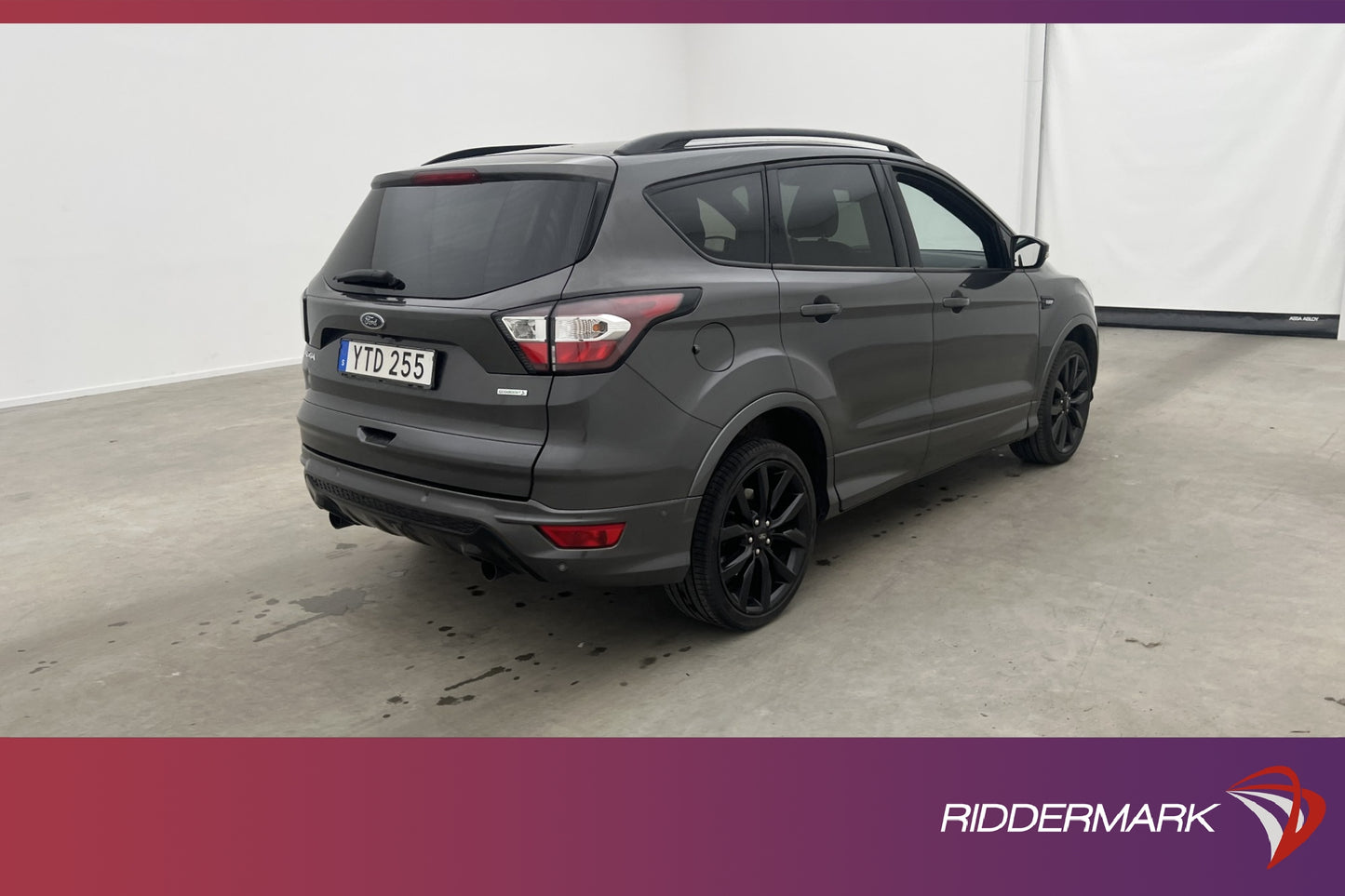 Ford Kuga 1.5 EcoBoost 150hk ST-Line Kamera Rattvärm Välserv