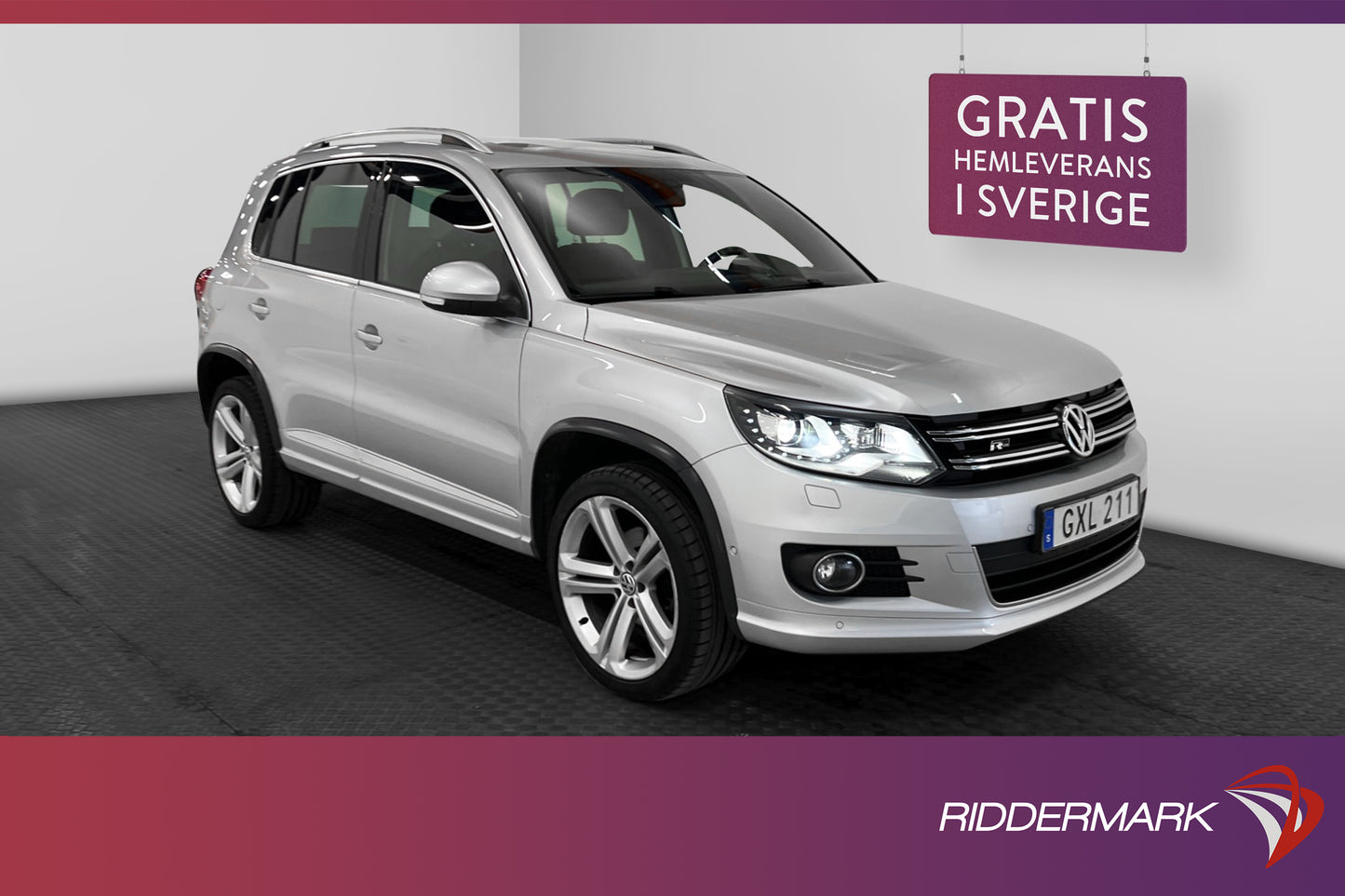 Volkswagen Tiguan 4M 184hk R-Line Pano Skinn Värmare 6645mil