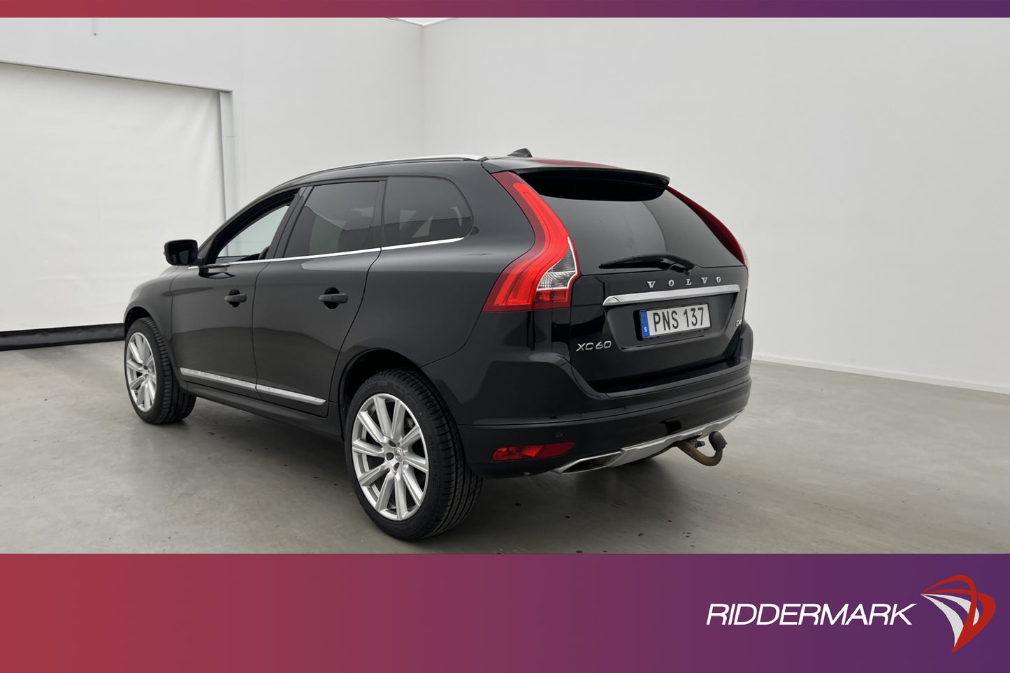 Volvo XC60 D4 181hk Summum VOC Pano Navi Värm Sensorer Drag