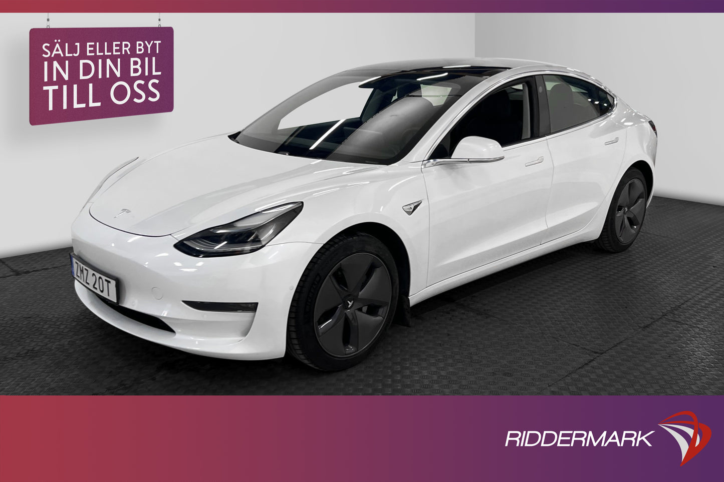 Tesla Model 3 Long Range AWD 440hk Svensksåld Dragkrok MOMS