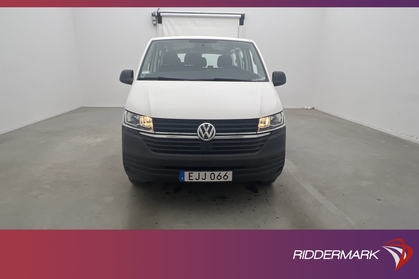 Volkswagen Transporter Kombi Lång 2.0TDI 9-Sits PDC Moms