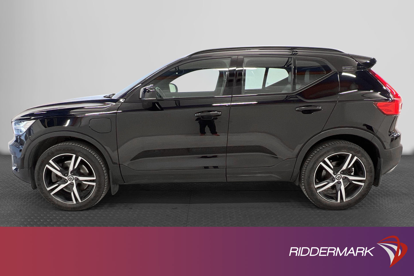 Volvo XC40 T5 Recharge 262h R-Design B-Kamera Panorama H/K