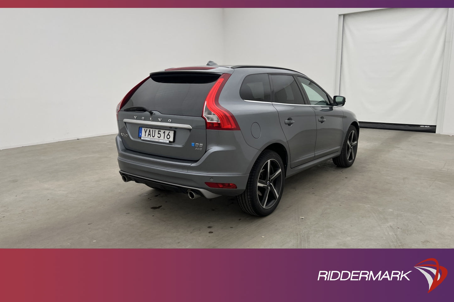 Volvo XC60 D5 AWD R-Design VOC Värm Pano Kamera Skinn