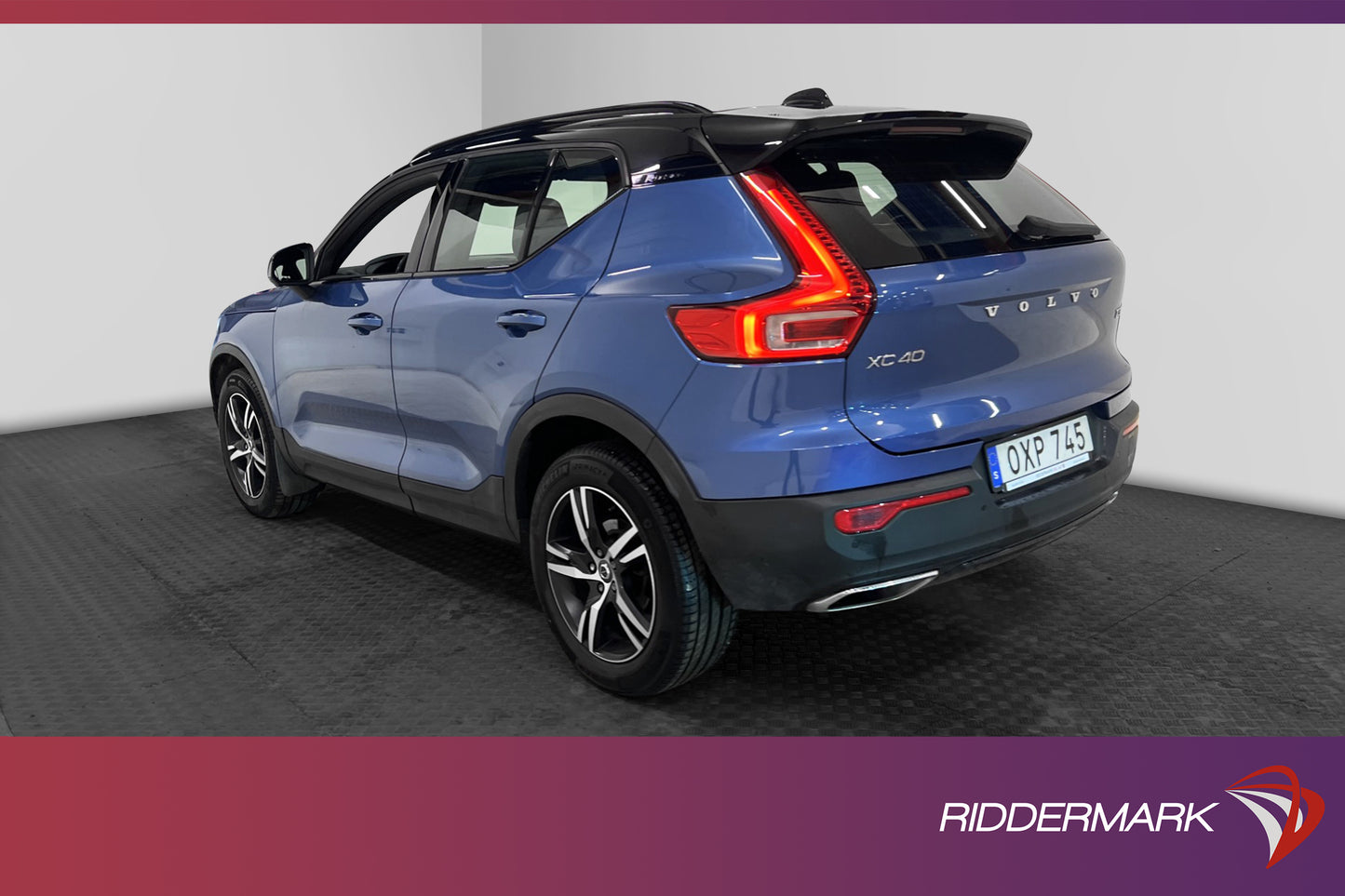 Volvo XC40 T3 156hk R-Design VOC Värmare 360° Blis Rattvärme