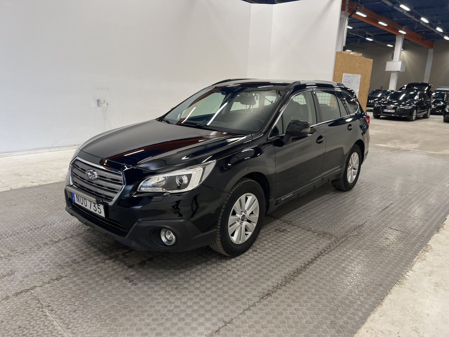 Subaru Outback 2.5 AWD 175hk Kamera Skinn Drag Välservad