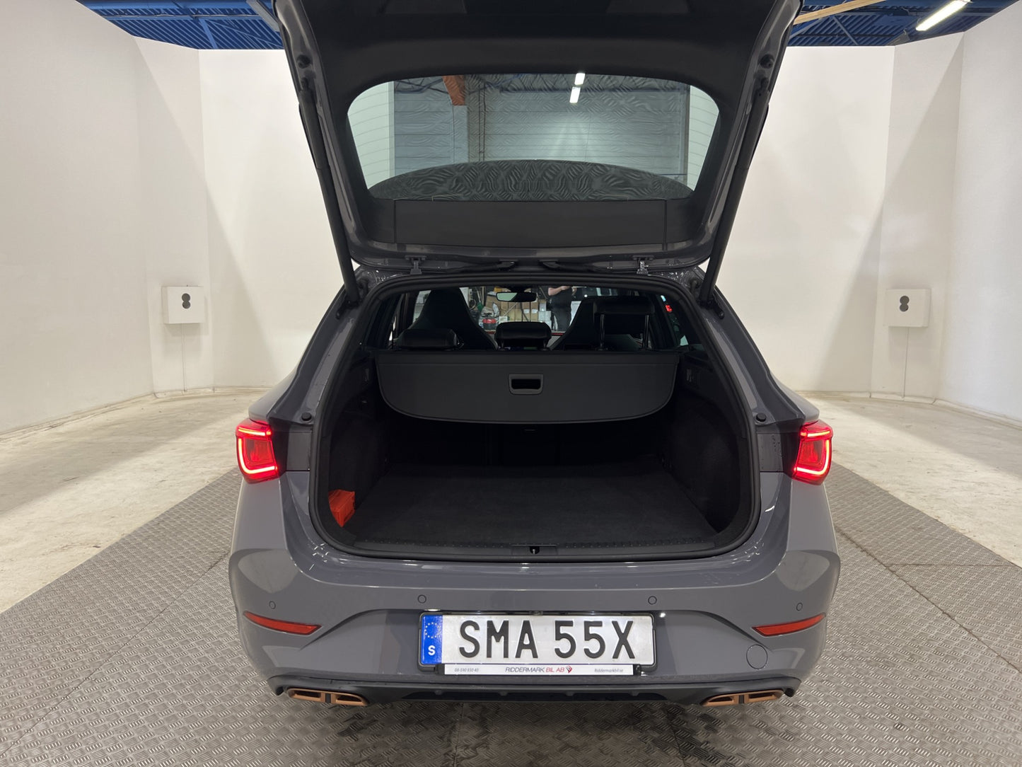 CUPRA Leon Sportstourer e-Hybrid 245hk Backkamera Pano