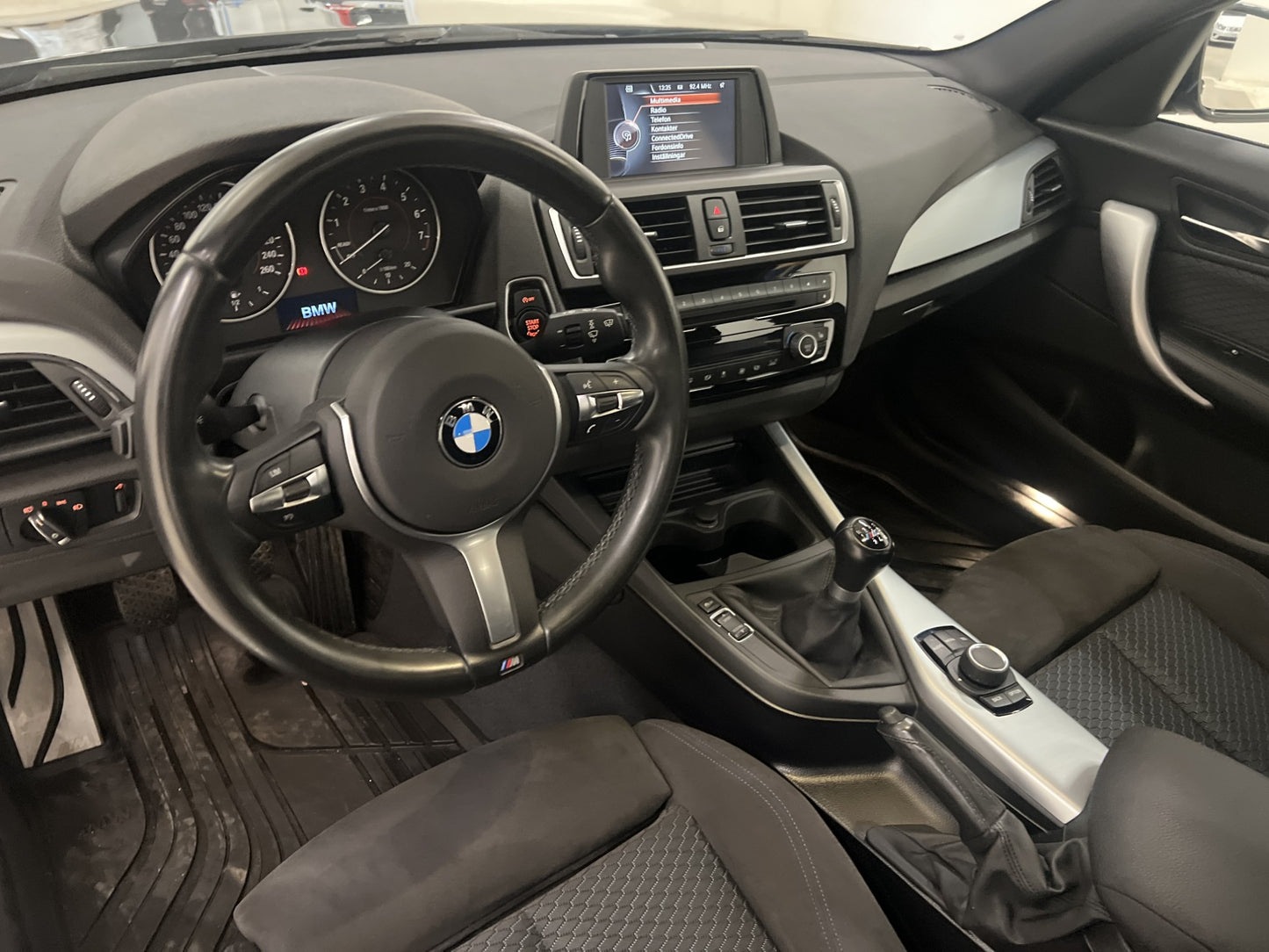 BMW 118i 136hk M Sport P-Sensorer 2541Mil 1-Brukare