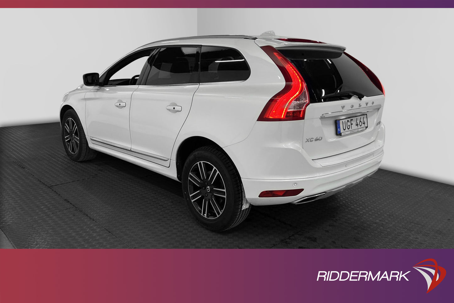 Volvo XC60 D4 AWD 190hk Summum Classic BLIS Pano D-Värm Navi