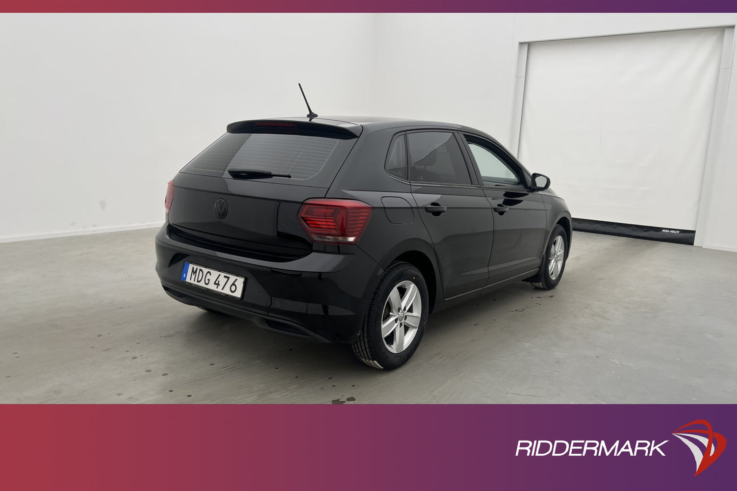 Volkswagen Polo 1.0 TSI 95hk Svart-optik Bluetooth Välservad